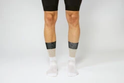 #10_05 Blocks - Black/Sand/White