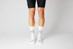 #11_05 Mountain - White / Neon