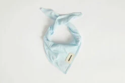 #TRIANGLE SCARF BAVARIAN BLUE