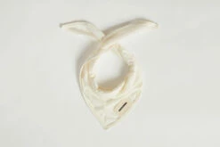 #TRIANGLE SCARF TOFU