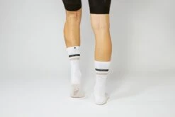 #10_06 Stripes -Cycling Clothing Store 27 2020 10 01 Fingerscrossed1763