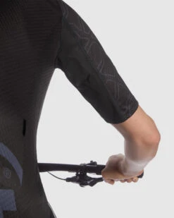 Assos Black Trail SS Men's Jersey 19 Assos Black Trail SS Men's Jersey -Cycling Clothing Store ASSOS 51.20.205.18 42