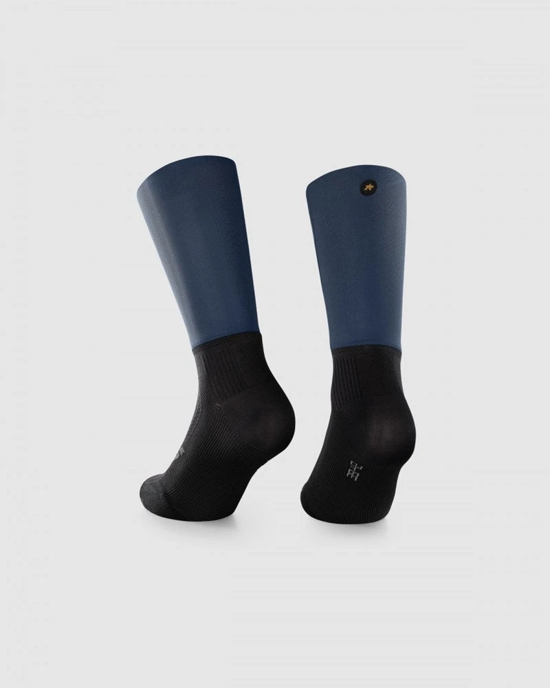 Assos Yubi Blue GTO Socks 4 Assos Yubi Blue GTO Socks - Image 2
