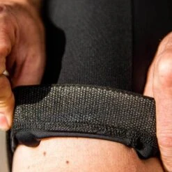 Black Recon Men's Bib -Cycling Clothing Store PelotonDeParis Recon Black Men CyclingBib Detail1 VeloVeloSingapore