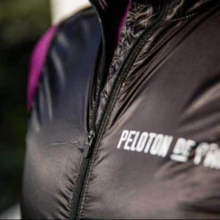 Black Spinteur Wind Men's Gilet 12 Black Spinteur Wind Men's Gilet -Cycling Clothing Store d2rf1dppTsm01rr9wqxy PelotonDeParis SprinteurWind Black Men Gilet CyclingAccessories Detail1 VeloVeloSingapore