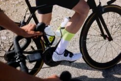 #11_06 Block White / Neon -Cycling Clothing Store ps210703 R5 0498 web